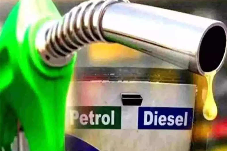 Petrol Diesel price today: गाड़ी में तेल भरवाने से पहले यहां देखें दिल्ली से मुंबई तक विभिन्न राज्यों में आज क्या है पेट्रोल-डीजल का रेट